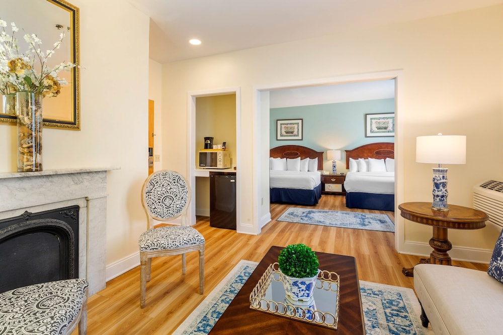 Presidential Room, Multiple Beds photo 1