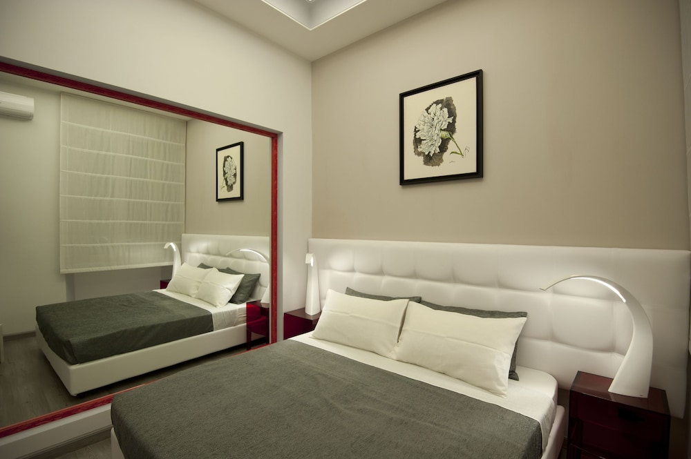 Basic Double Room photo 2