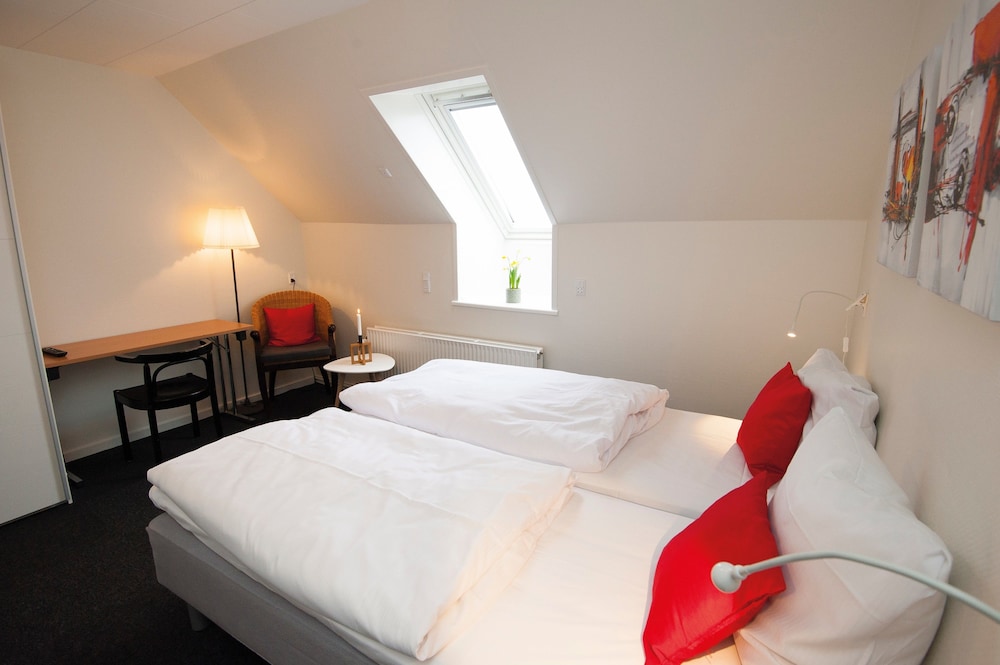 Double Room, Shared Bathroom photo 2
