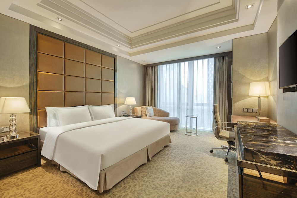 Room, 1 King Bed, Club Lounge Access (High Floor) photo 1