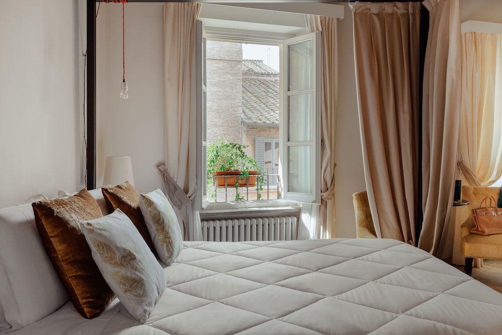 Luxury Studio Suite photo 1