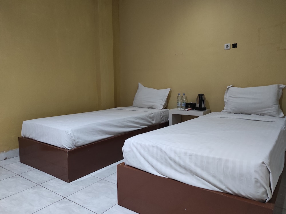 Standard Twin Room photo 1
