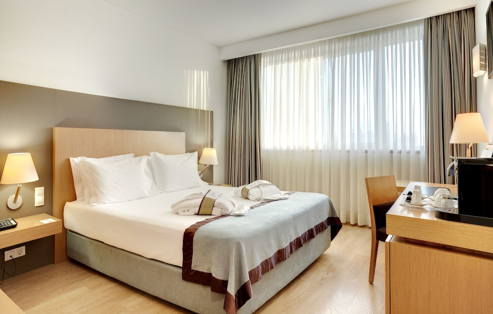 Privilege, Room, 1 Double Bed - Photo 9