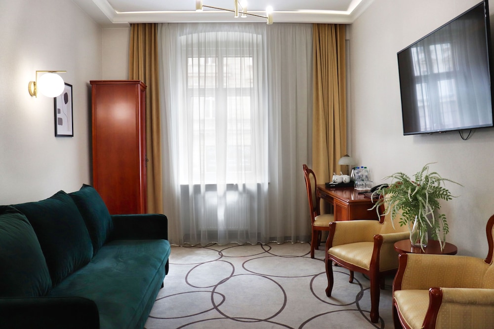 Classic Studio Suite - Photo 4