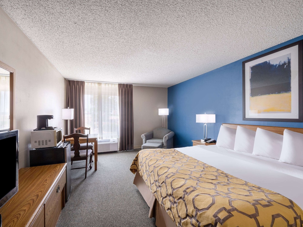 Studio Suite, 1 King Bed, Non Smoking
