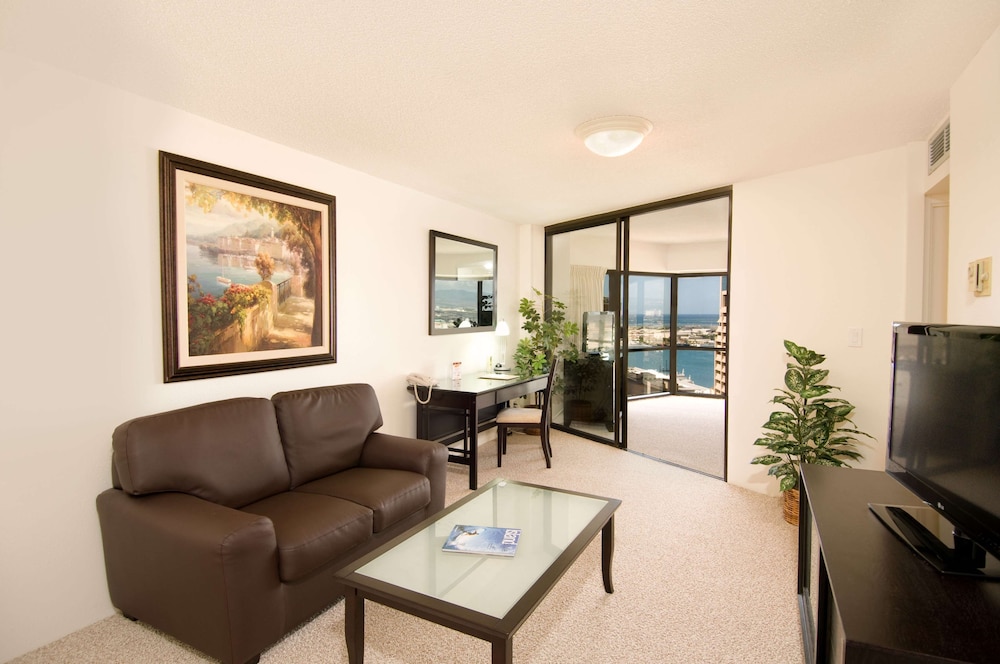 Deluxe Suite, Harbor View - Photo 3