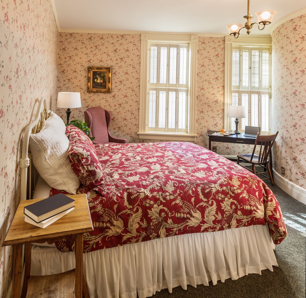Room, 1 Queen Bed, Jetted Tub