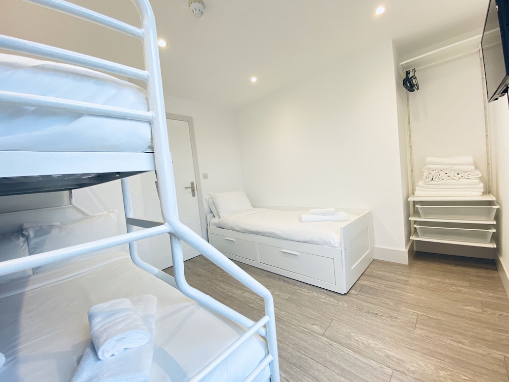Deluxe Apartment - Flat 5 photo 2