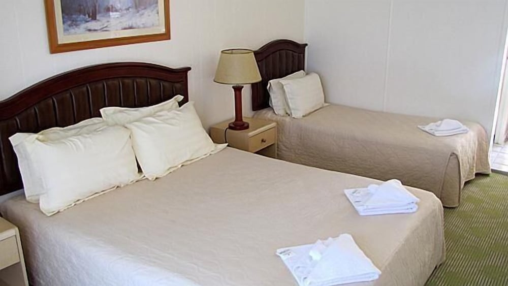 Standard Room photo 2