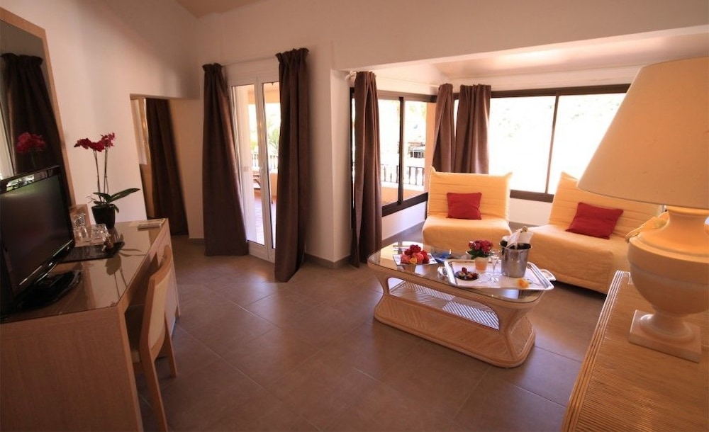 Quadruple Room photo 3