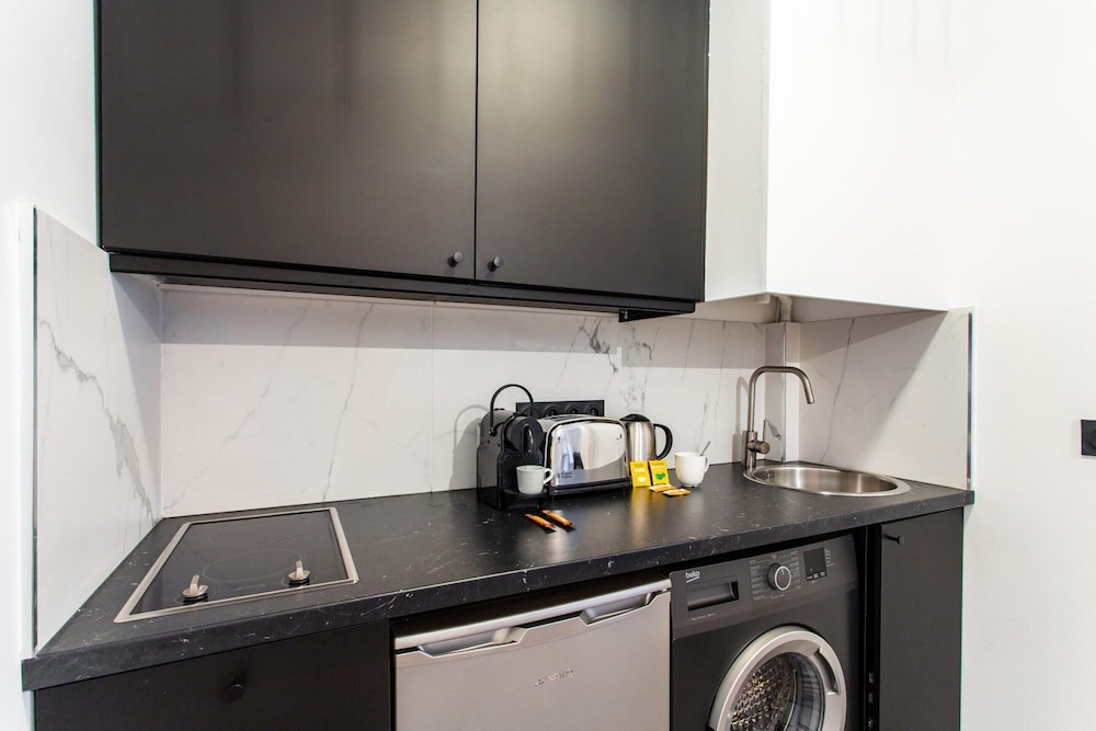 Apartment photo 3
