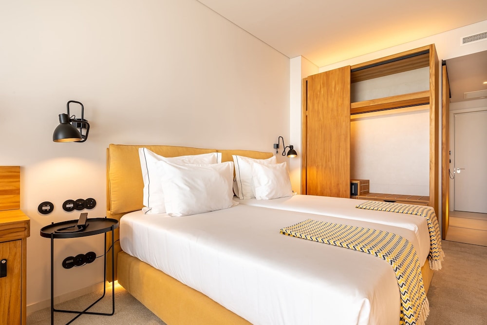 Standard Family Double or Twin Room (Plus) - Photo 1