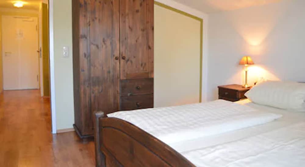 Standard Double Room photo 2