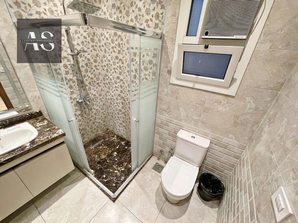 Deluxe Triple Room photo 3