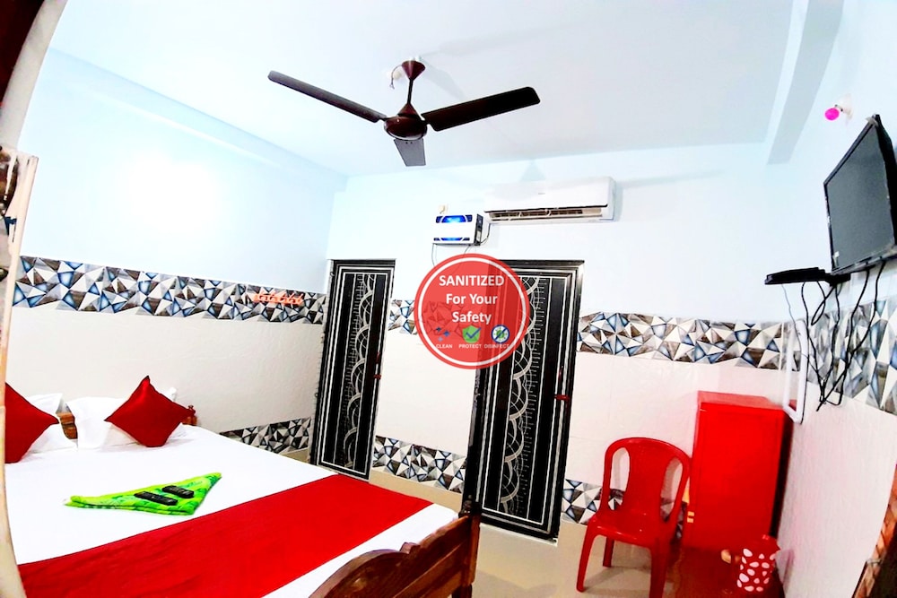 Deluxe Double Room, Multiple Beds, City View