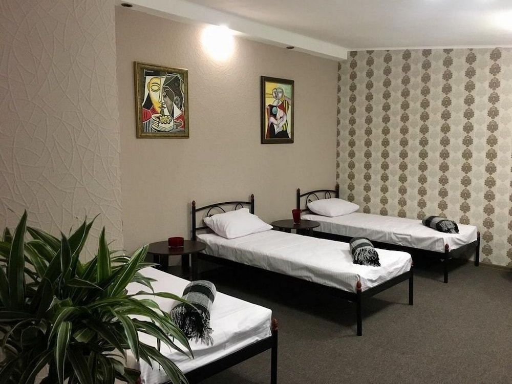 Shared Dormitory, Mixed Dorm (Bed in 7-Bed Dormitory) photo 1
