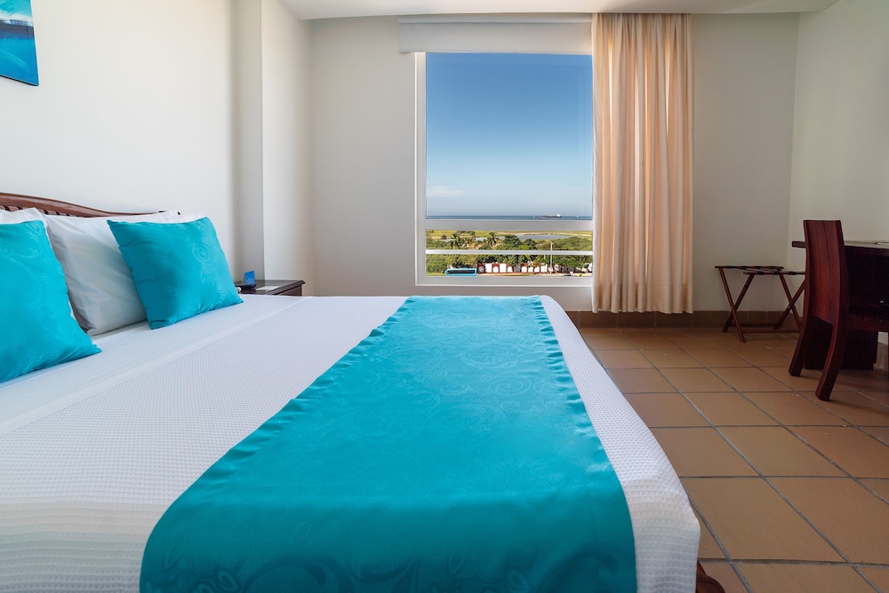 Standard Double Room, Pool View