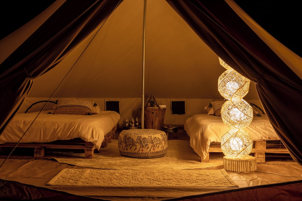 Luxury Tent, Multiple Beds
