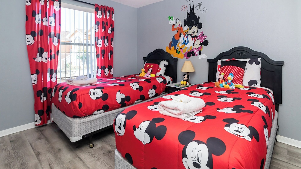 House, Multiple Beds, Kitchen