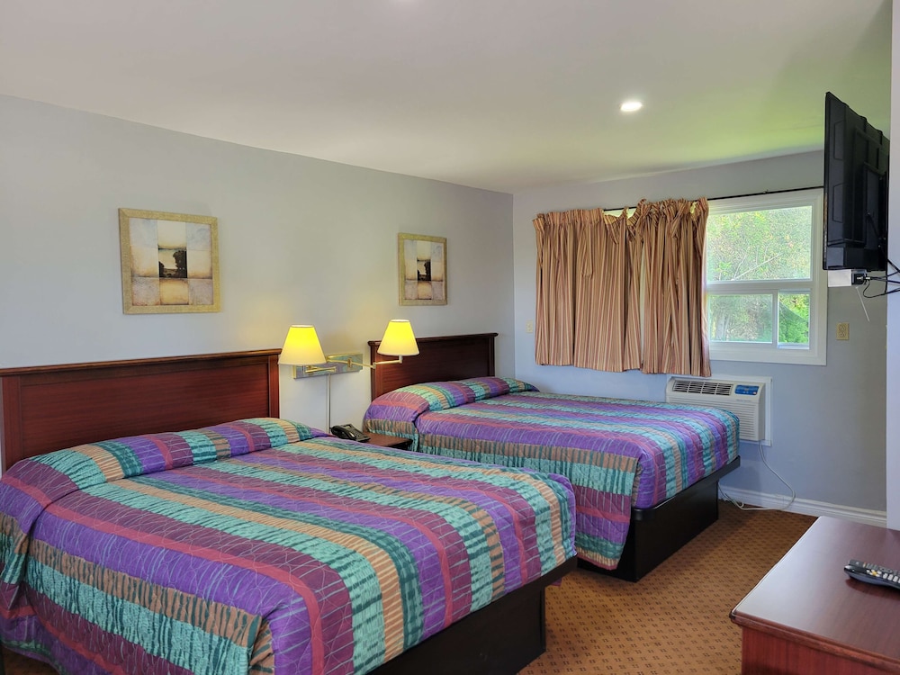 Suite, 2 Queen Beds, Non Smoking, Kitchen photo 1