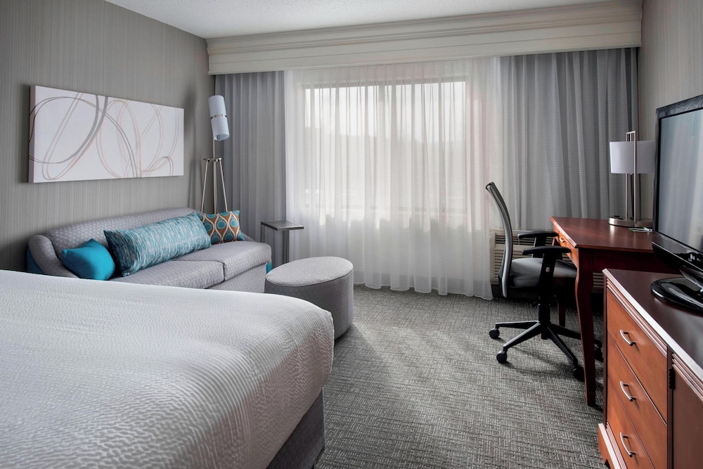Room, Multiple Beds - Photo 4