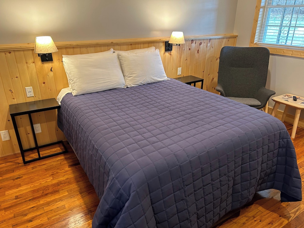 Comfort Room, 1 Queen Bed photo 1
