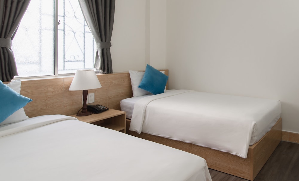 Basic Twin Room - Photo 6
