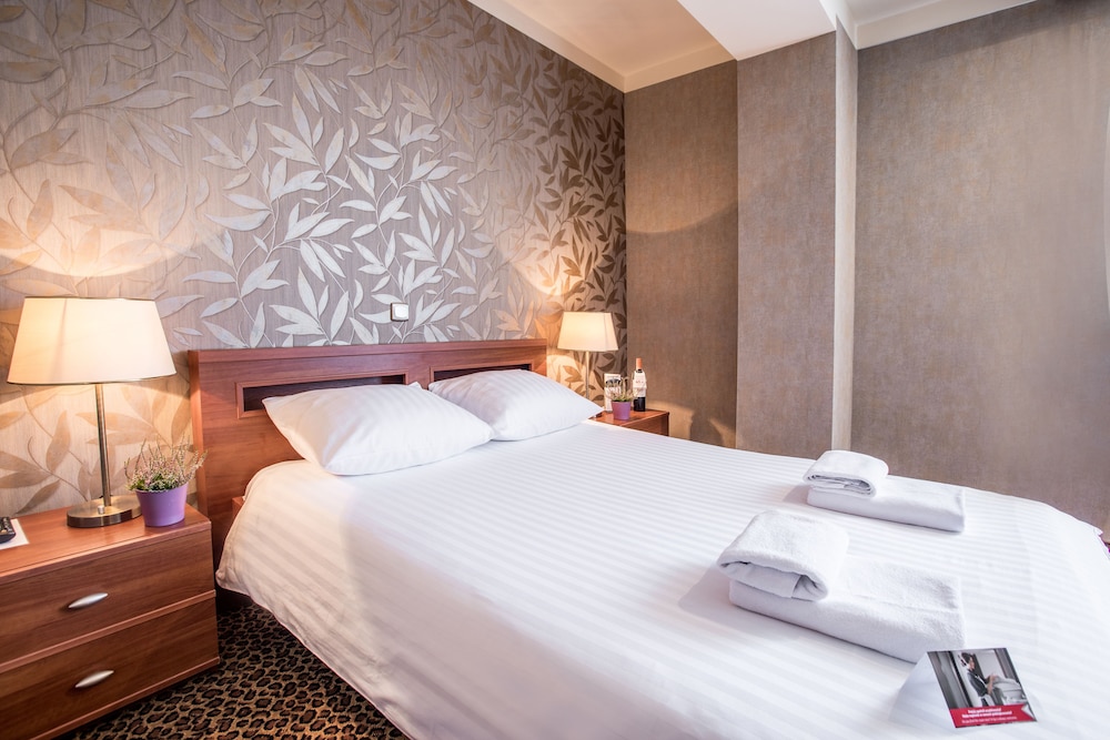 Standard Double Room - Photo 2