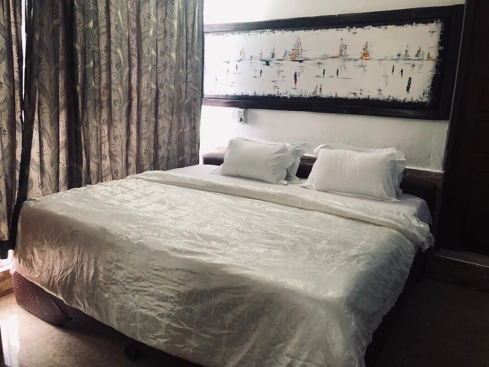 Junior Studio Suite