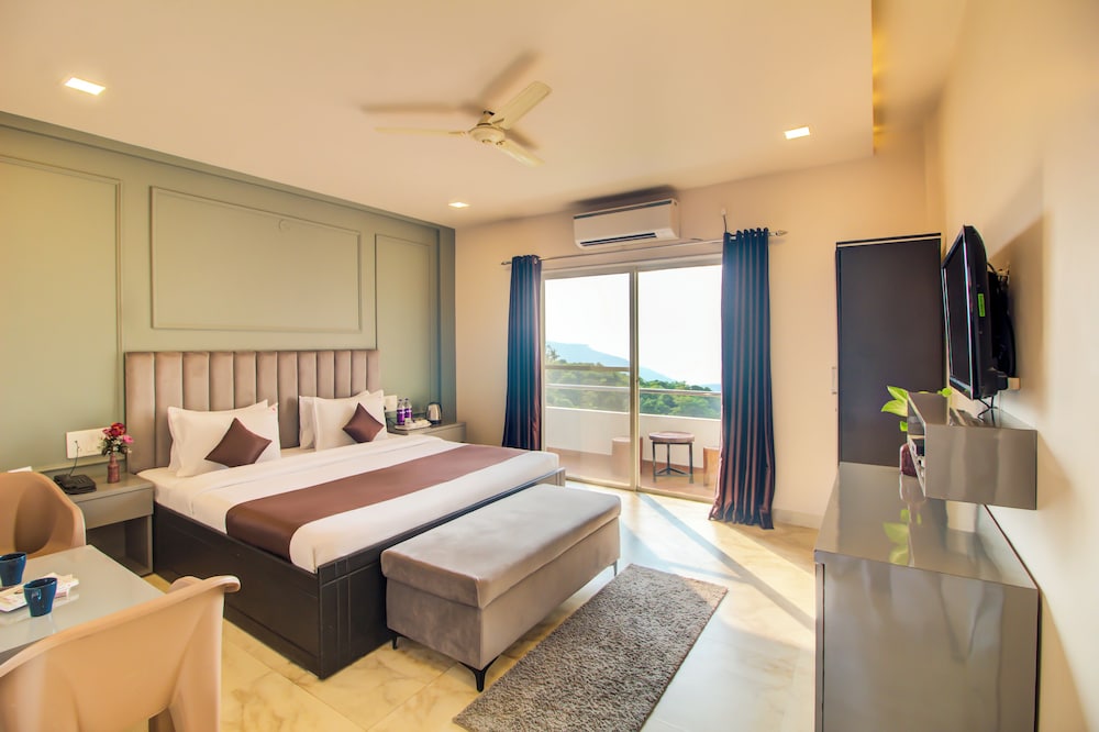 Executive Double Room, Valley View - Photo 1