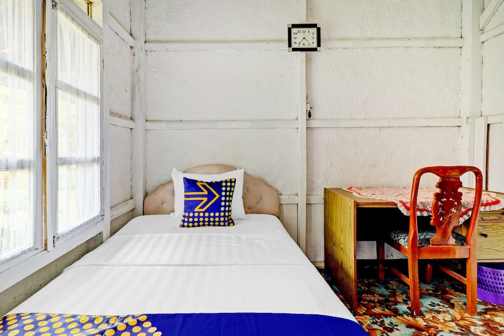 Economy Single Room