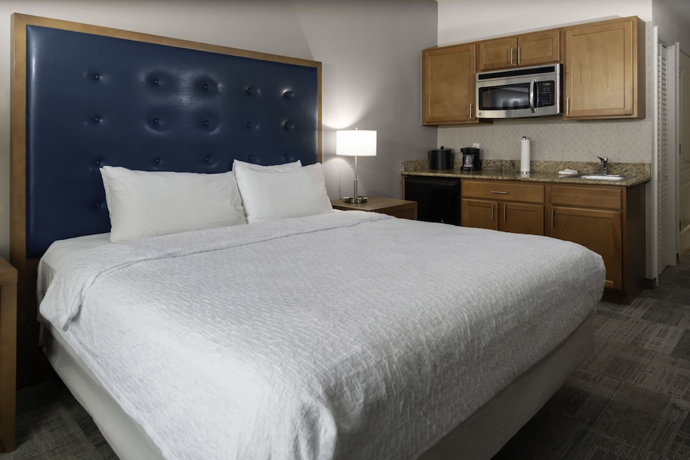 Room, 1 King Bed, Non Smoking - Photo 1