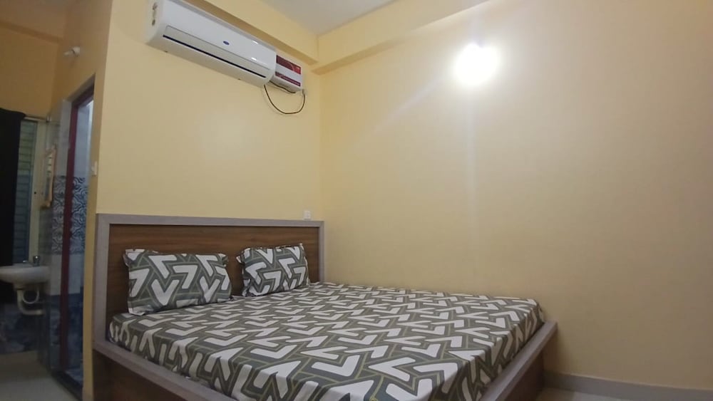 Deluxe Double Room, City View