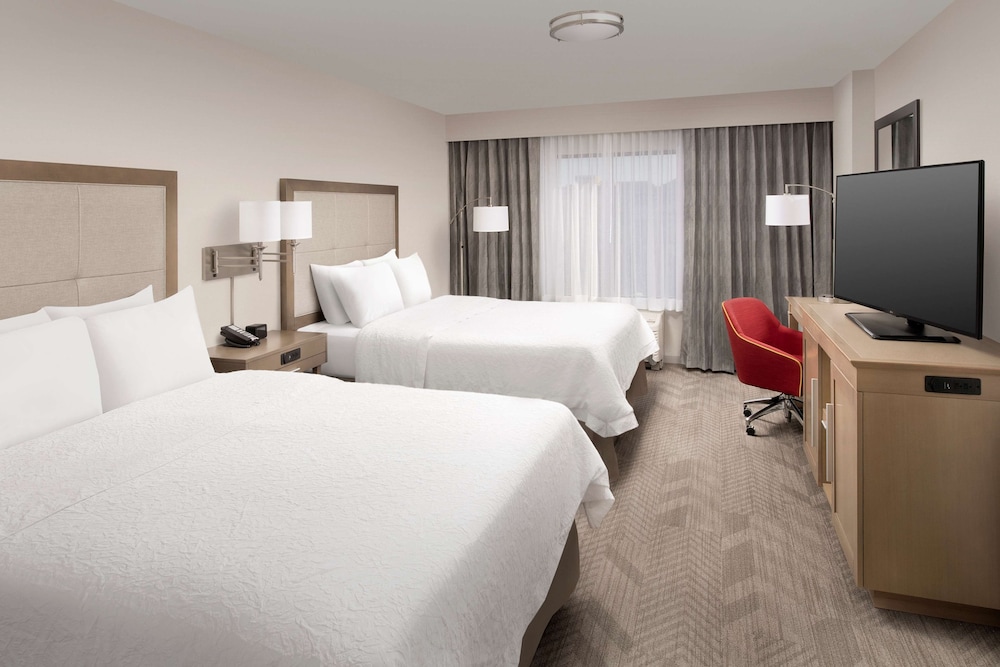 Room, 2 Queen Beds, Refrigerator & Microwave (Shower)