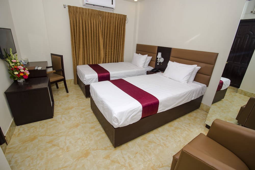 Deluxe Twin Room photo 1
