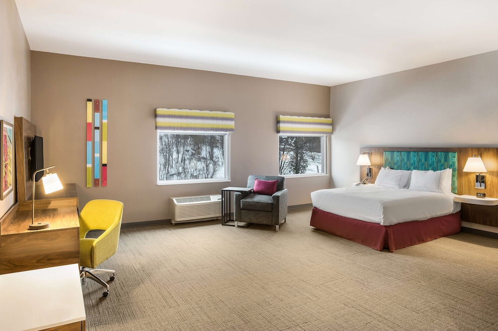 Studio, 1 Queen Bed, Accessible, Bathtub (Mobility & Hearing) - Photo 2