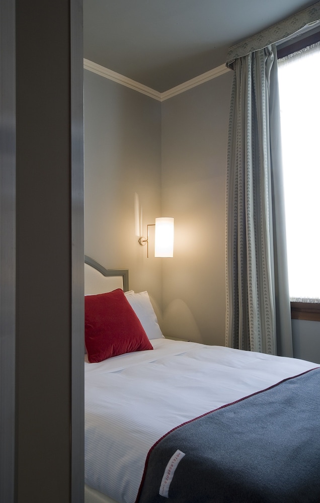 Single Room photo 3