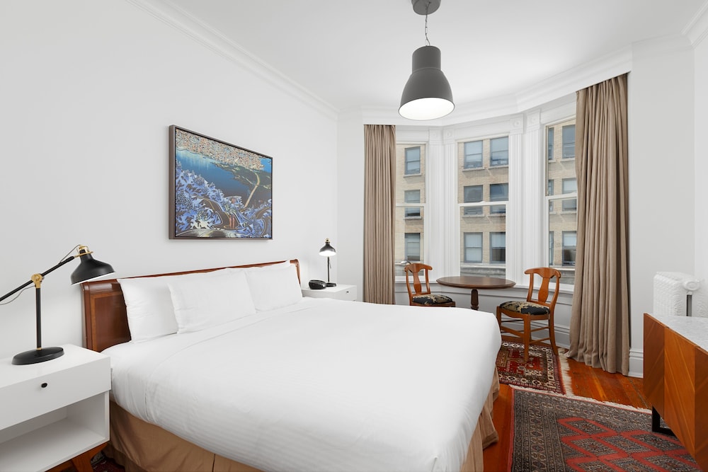 Standard Room 1 King Bed, Separate Shared Bathroom