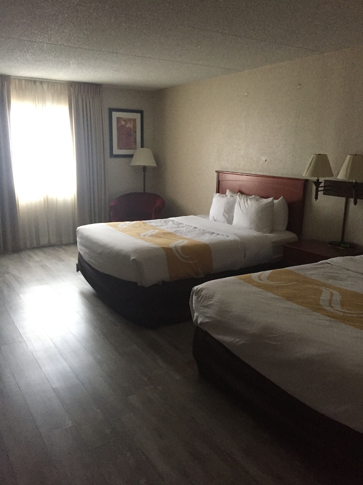 Standard Room, 2 Queen Beds, Non Smoking - Photo 1
