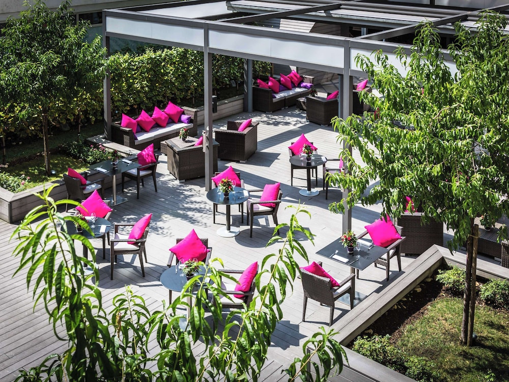 Luxury Room, Garden View - Photo 2