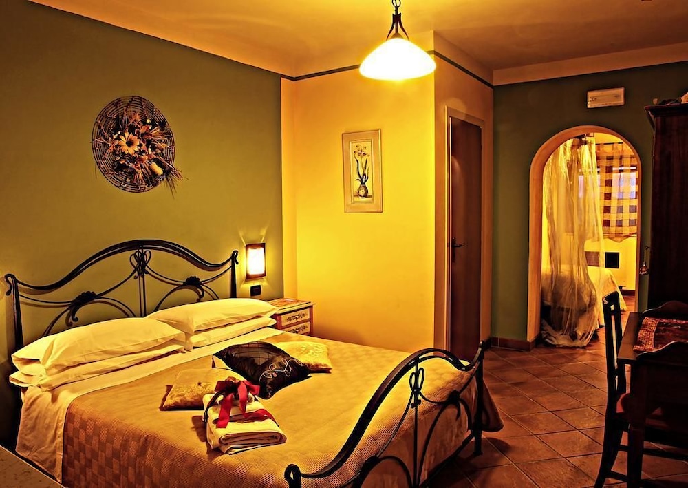 Quadruple Room, 2 Bedrooms photo 1