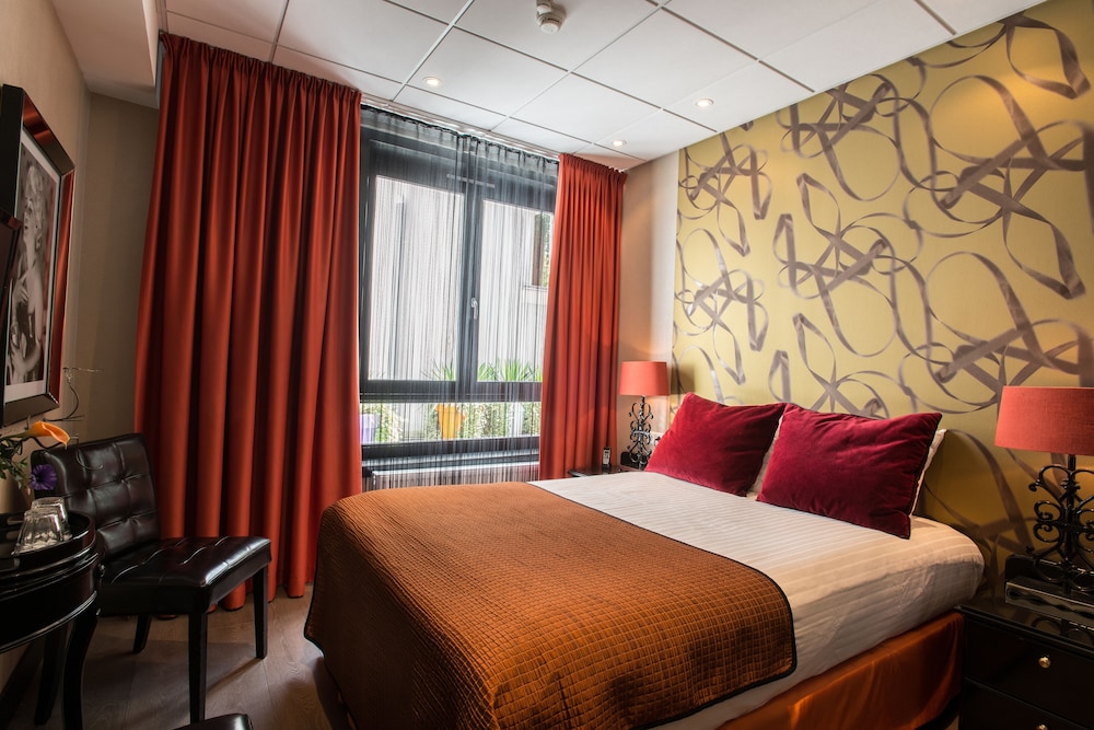 Double Room (small)