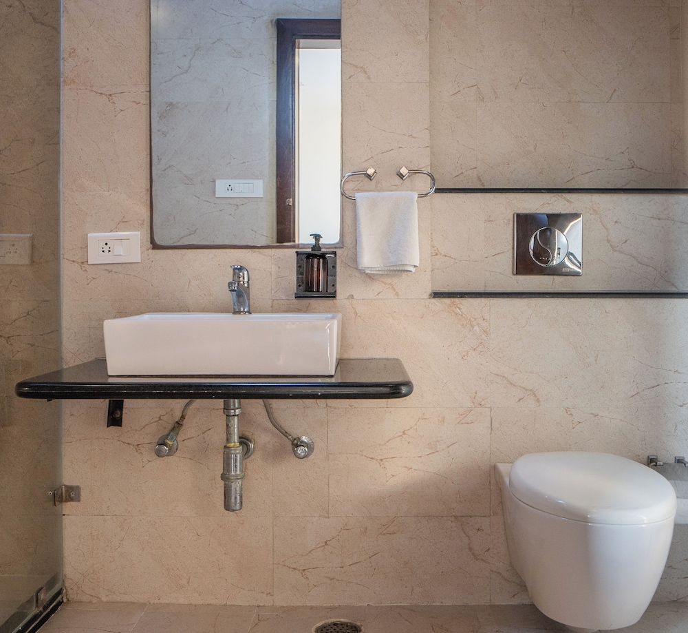 Deluxe Room - Photo 2