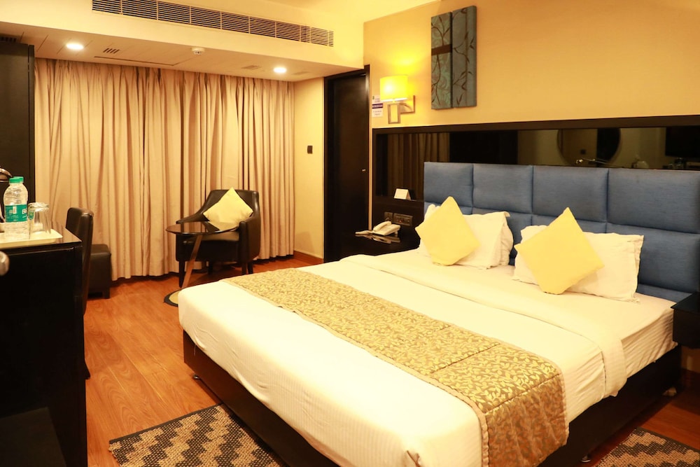 Suite, 1 Double Bed, Smoking