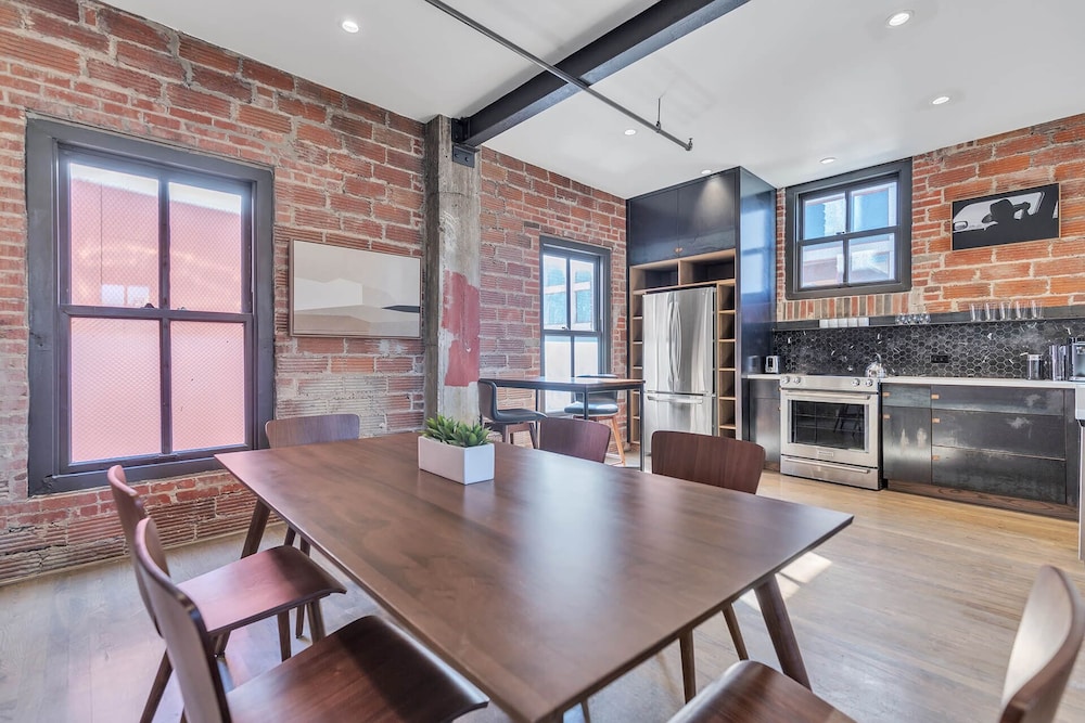 Penthouse Apartment thumbnail 6
