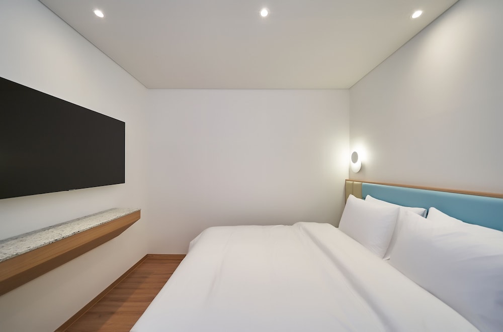 Afterglow Suite - Photo 2