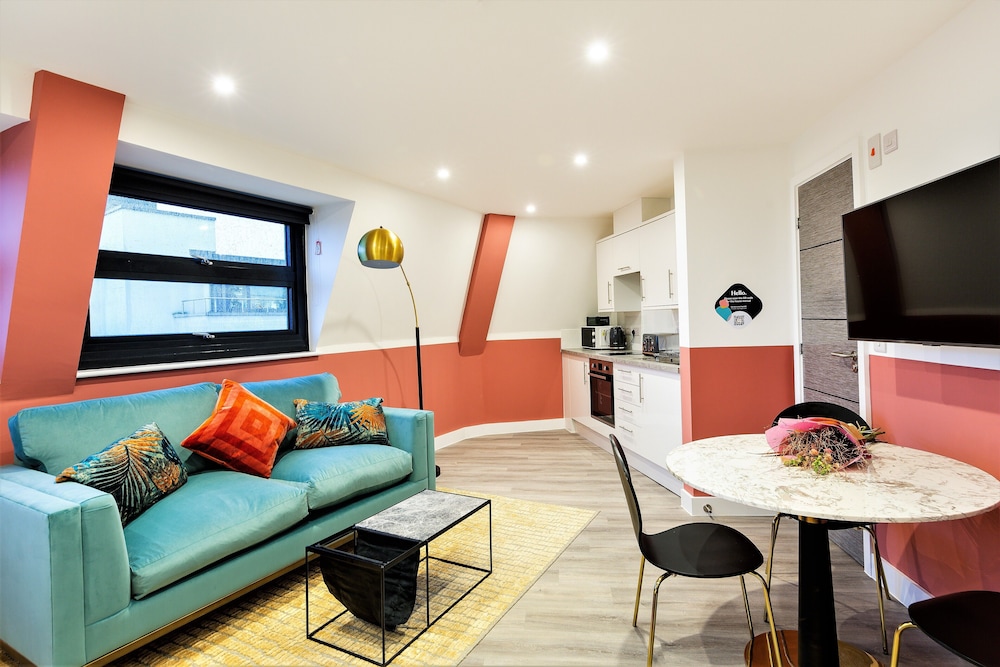Premium Studio