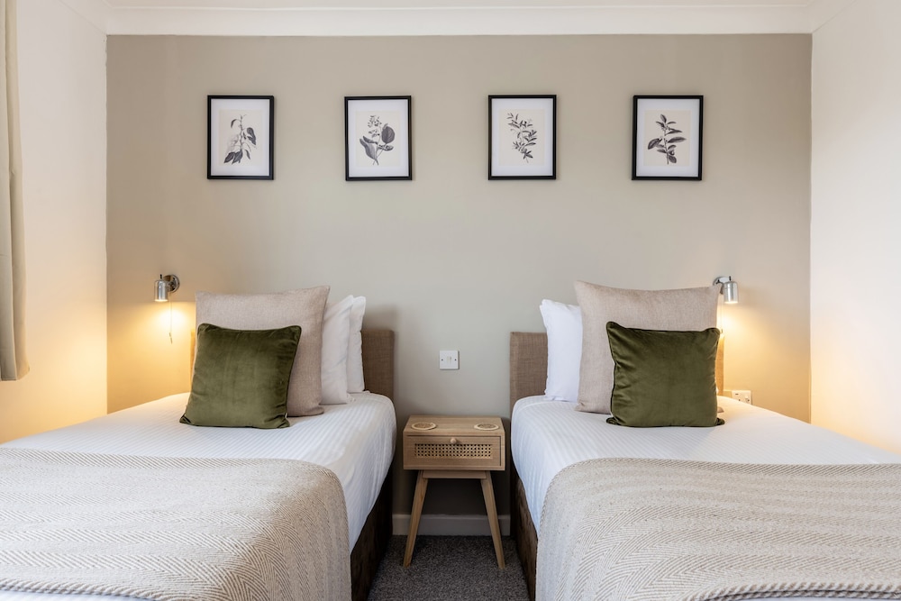 Twin Room, Ensuite - Photo 4