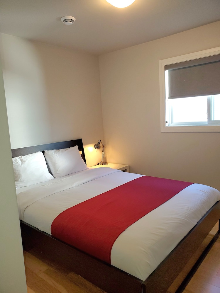 Condo, 3 Bedrooms, Patio (Unit 4) photo 1