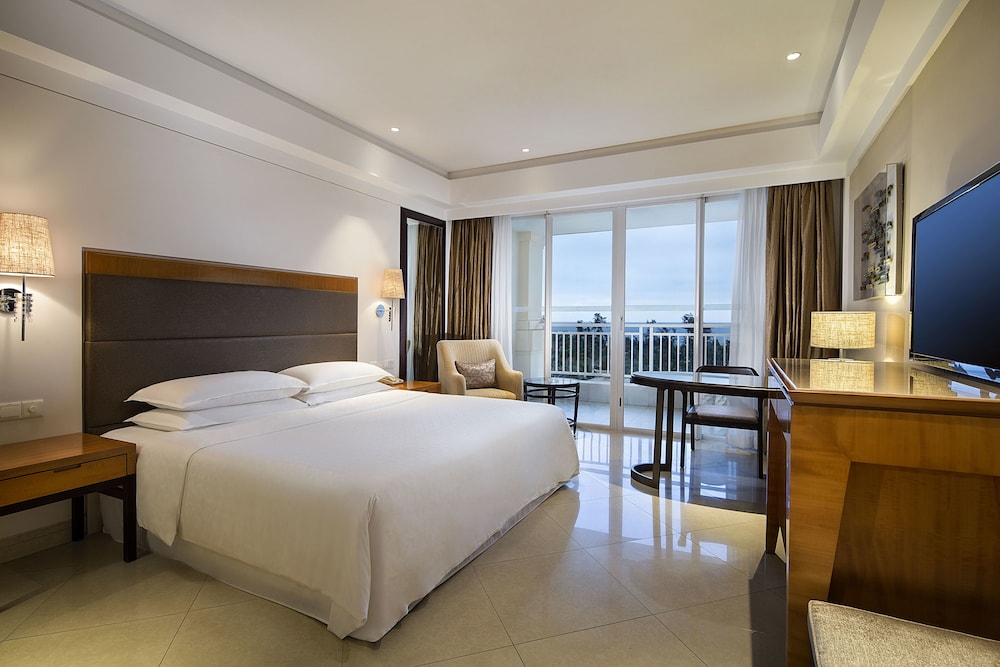 Room, 1 King Bed, Balcony, Ocean View - Photo 2
